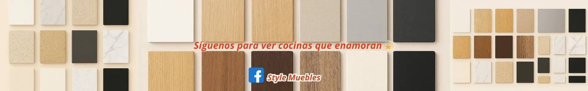 Cocina moderna integrada al living, fabricada en melamina en Chile con gabinetes de madera clara, isla con cubierta de cuarzo blanco y salpicadero en cerámica espina de pescado